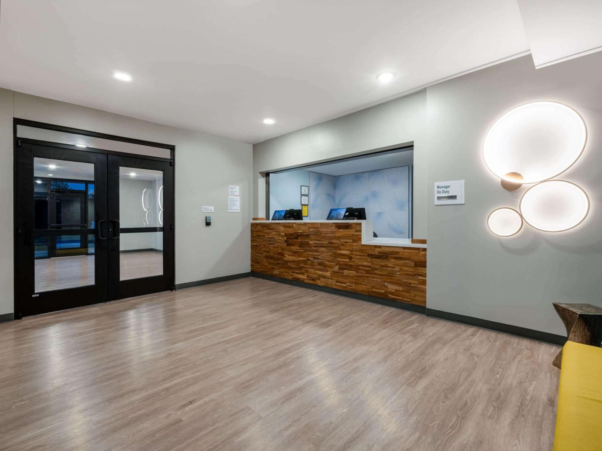 Echo Suites Extended Stay By Wyndham Indianapolis Ameriplex Exterior foto